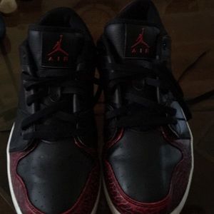PAIR OF JORDANS